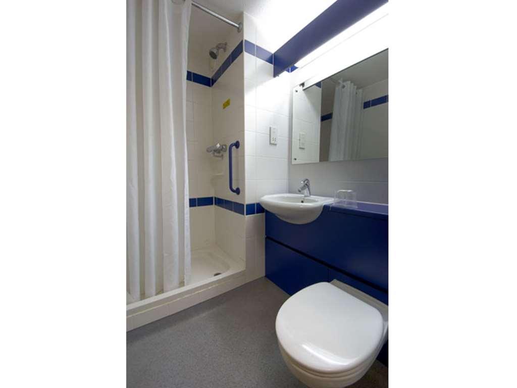 Travelodge Birmingham Sutton Coldfield Zimmer foto